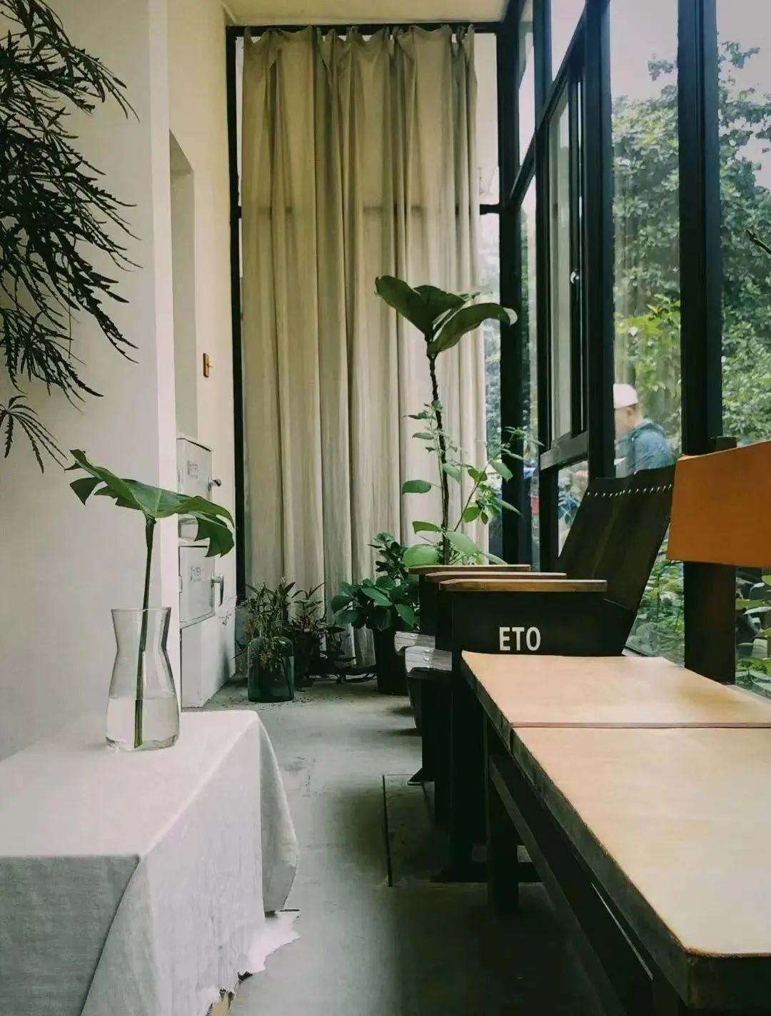 DƬ